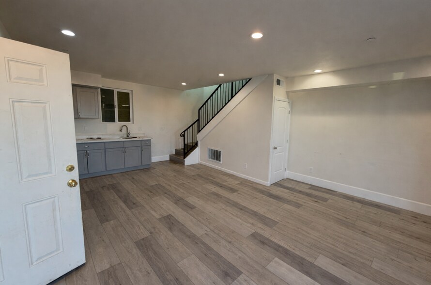 More Photos Of 51 Mendocino St, Vallejo Multifamily For Sale