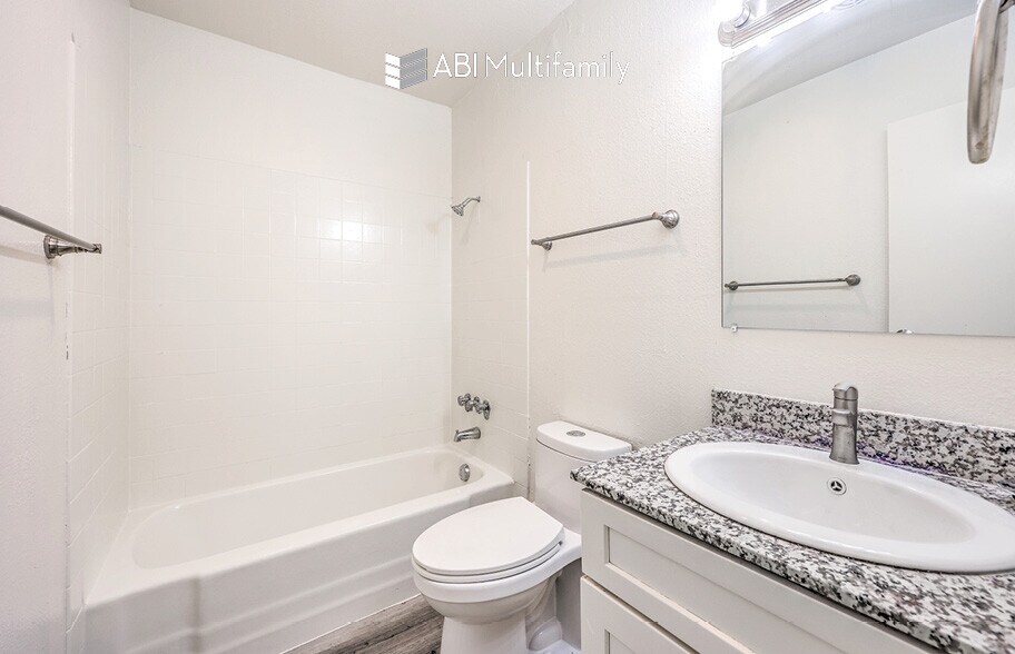 More Photos Of 2556-2576 Van Patten St, Las Vegas Apartments For Sale