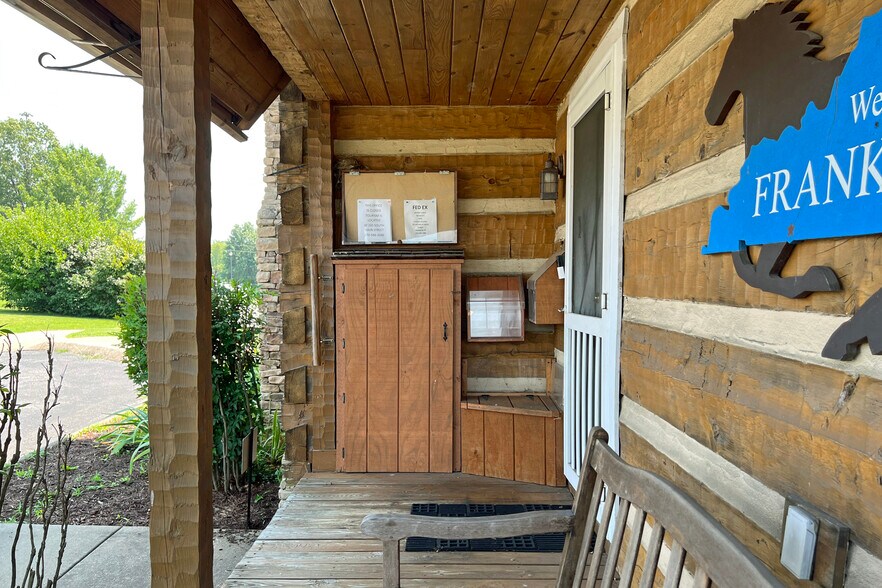 More Photos Of 81 Steele Rd, Franklin Office For Lease