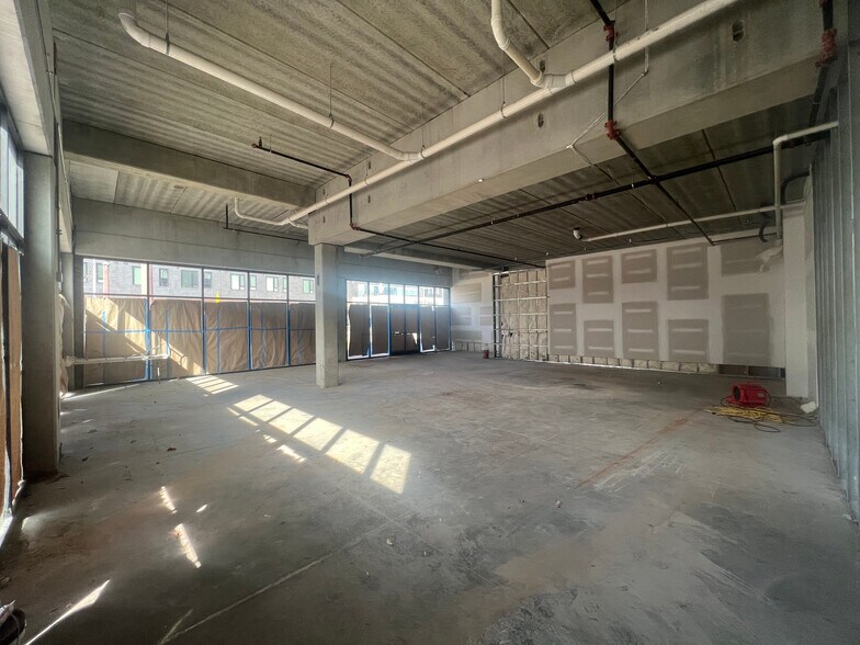 More Photos Of 5655 Pershing Ave, Saint Louis Apartments For Lease