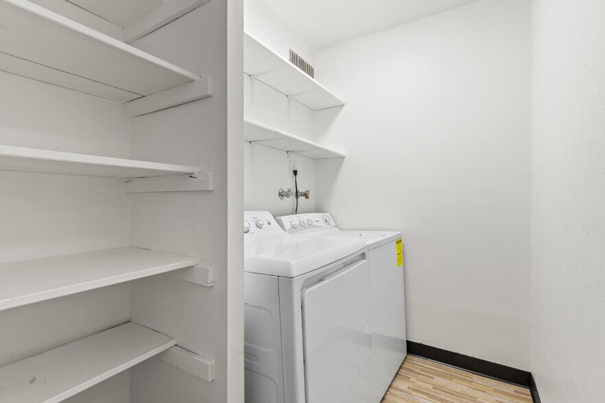 More Photos Of 3135 Arnett St, Boulder Multifamily For Sale