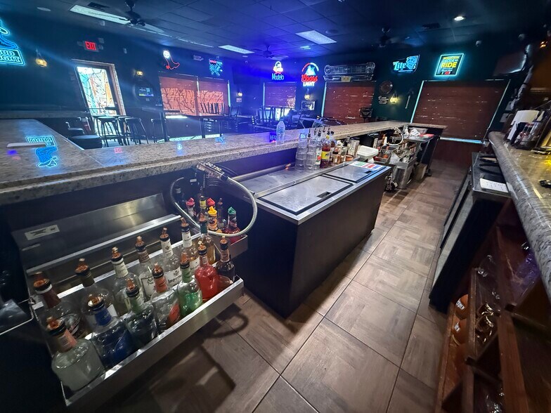 More Photos Of 109 E Corpening Ave, La Mesa Restaurant For Sale