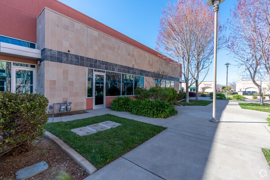 More Photos Of 2280 Del Paso Rd, Sacramento Medical For Sale