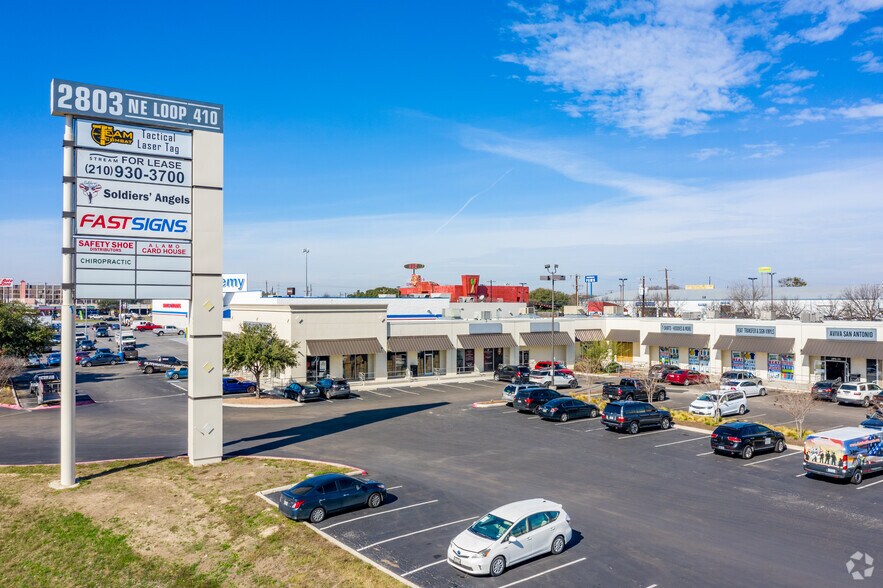 More Photos Of 2803-2899 NE Loop 410, San Antonio Showroom For Lease