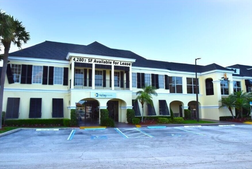 More Photos Of 11811 US Highway 1, North Palm Beach General Retail For Lease