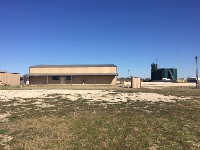 Primary Photo Of 6750 W 67 Hwy, Cleburne Warehouse For Lease