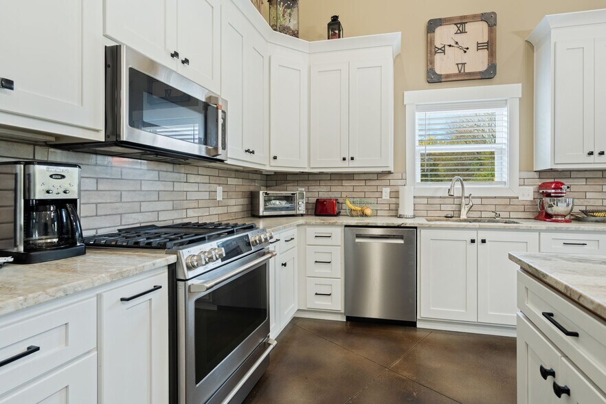 More Photos Of 201 Graves Rd, Goodlettsville Office For Sale