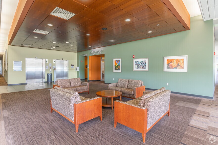 More Photos Of 239 Hurffville Crosskeys Rd, Sewell Medical For Lease