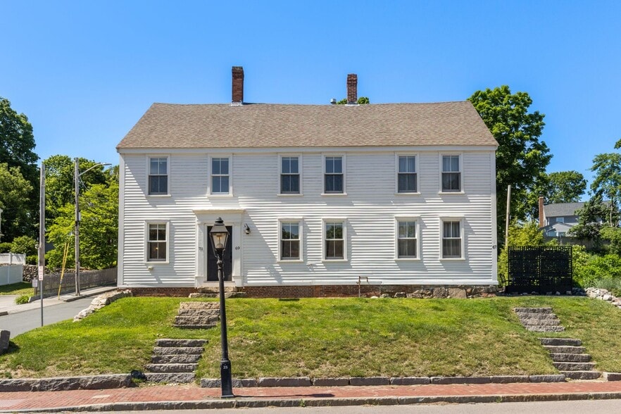 Primary Photo Of 67 North St, Hingham Apartments For Sale