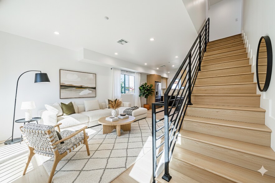 More Photos Of 5207 W 20th St, Los Angeles Multifamily For Sale