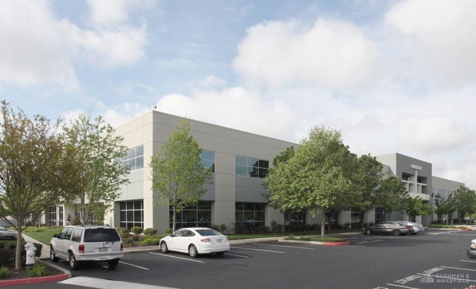 More Photos Of 10940 White Rock Rd, Rancho Cordova Coworking Space