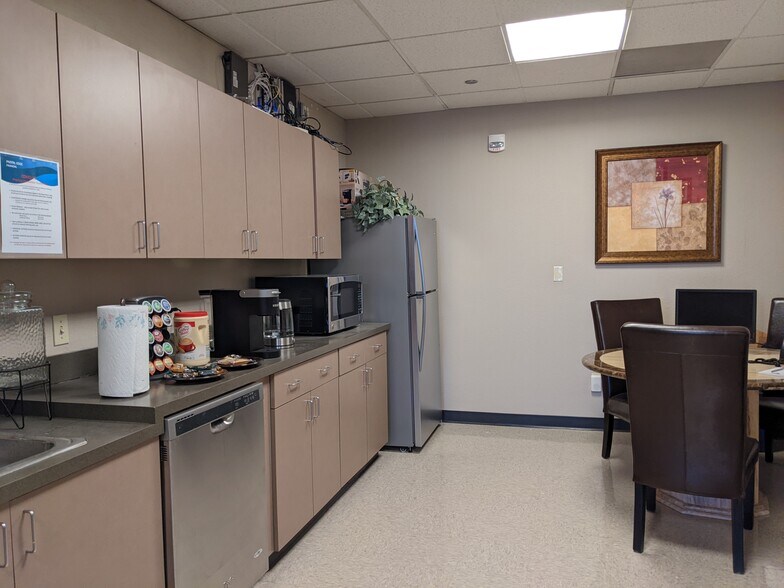 More Photos Of 5755 Mark Dabling Blvd, Colorado Springs Office For Lease