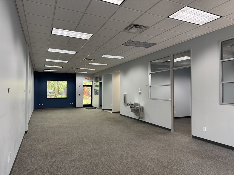 More Photos Of 3810 N Elm St, Greensboro Medical For Lease