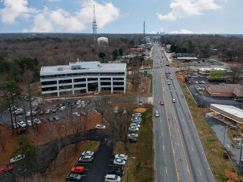 Primary Photo Of 3300 Battleground Ave, Greensboro Office For Lease