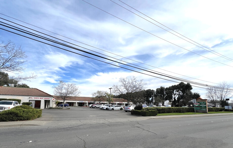 Primary Photo Of 725-793 East St, Woodland Unknown For Lease