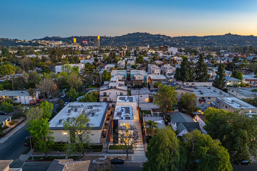 More Photos Of 10810 Hesby St, North Hollywood Apartments For Sale