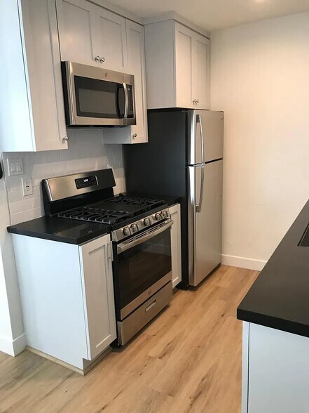 More Photos Of 1545 Obispo Ave, Long Beach Apartments For Sale