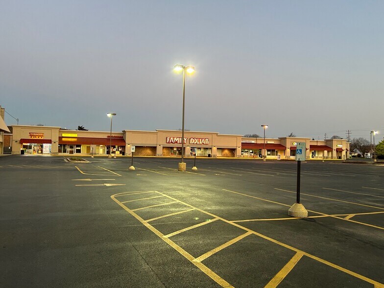 Primary Photo Of 1100-1399 80th St, Kenosha Unknown For Lease