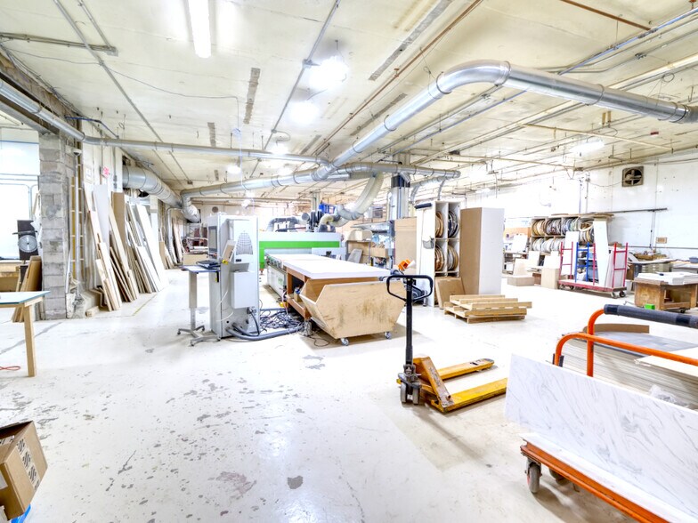 More Photos Of 55 Avocado St, Springfield Food Processing For Sale