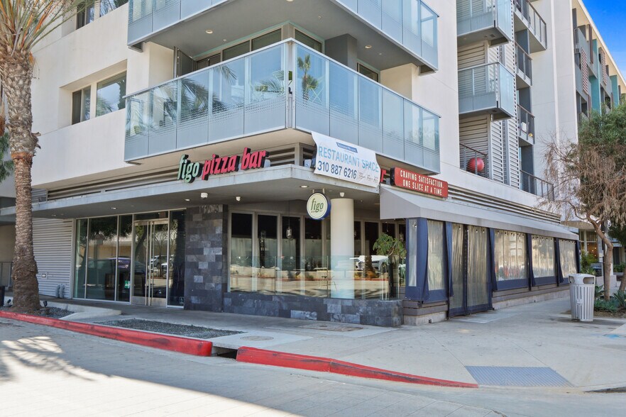 More Photos Of 13488 Maxella Ave, Marina Del Rey Apartments For Lease