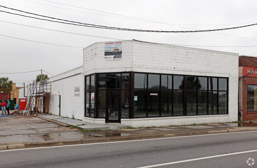 More Photos Of 200 E Garden St, Pensacola Freestanding For Lease