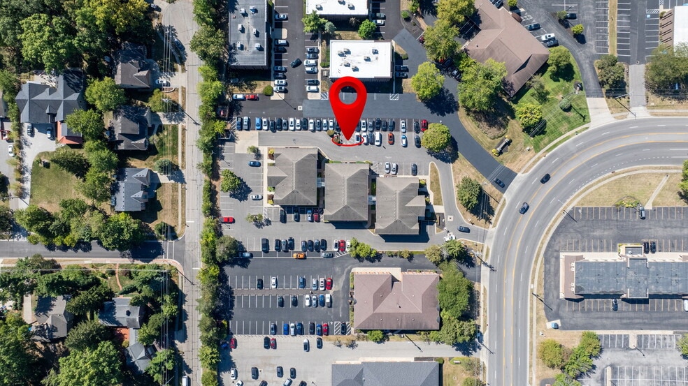 More Photos Of 73 E Wilson Bridge Rd, Worthington Office For Sale