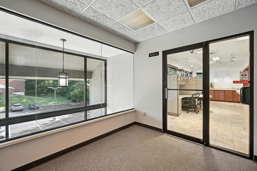 More Photos Of 5636 Bridgetown Rd, Cincinnati Medical For Sale