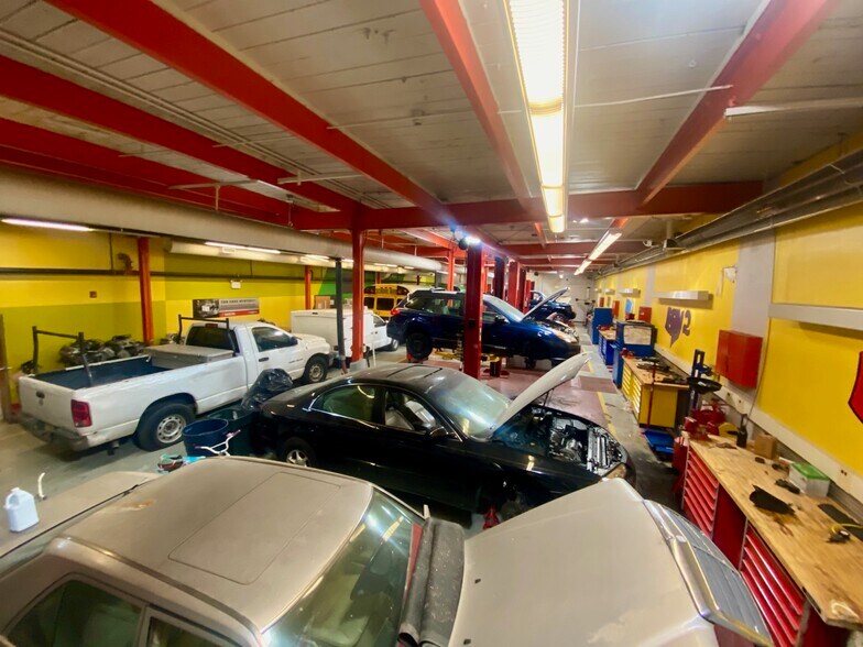 More Photos Of 925 N 8th St, Camden Service For Sale