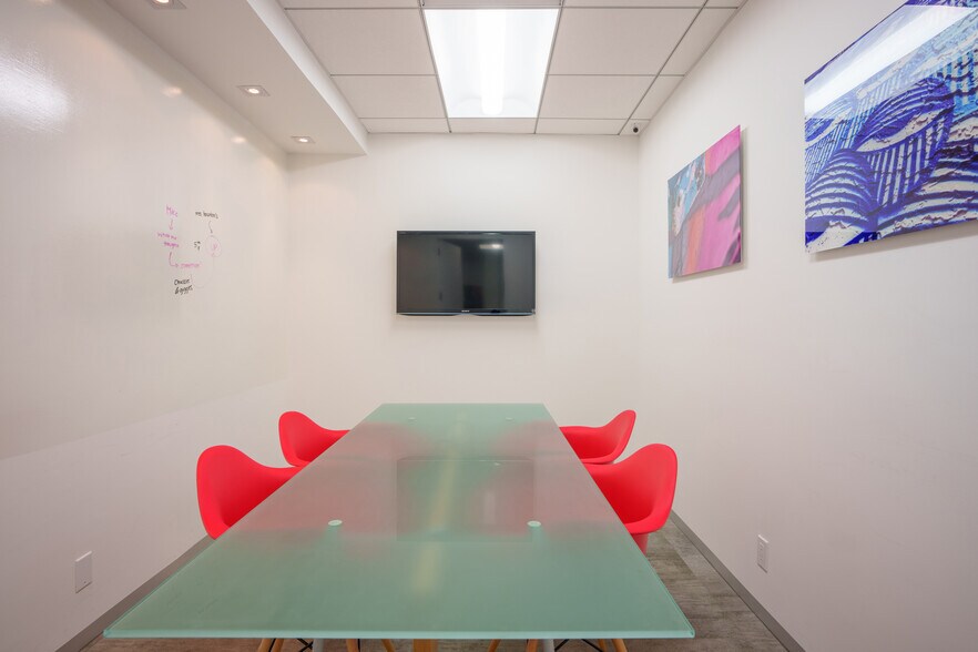 More Photos Of 2450 Hollywood Blvd, Hollywood Loft Creative Space For Sale