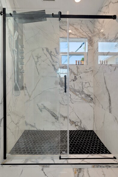 More Photos Of 517 S J St, Lake Worth Beach Apartments For Sale