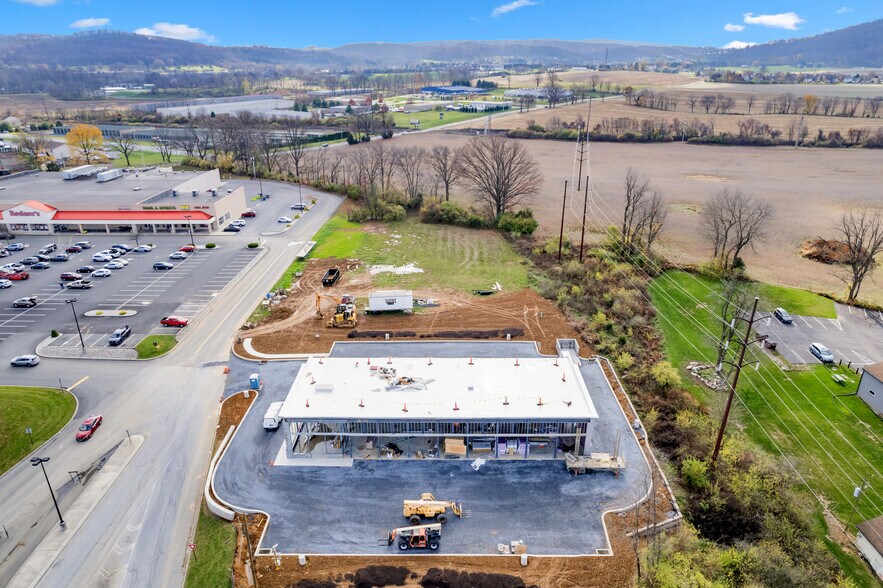 More Photos Of 4846 Penn Ave, Sinking Spring Auto Repair For Sale