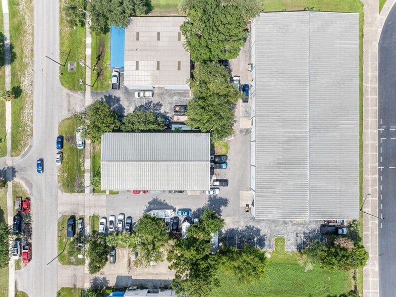 More Photos Of , Largo Industrial For Sale