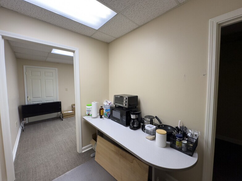 More Photos Of 1299 Battlecreek Rd, Jonesboro Medical For Sale