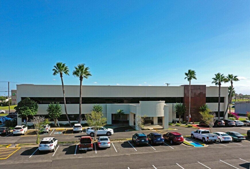 More Photos Of 1205 N Ed Carey Dr, Harlingen Office For Lease
