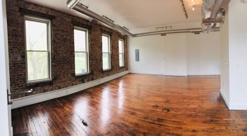 More Photos Of 3913-3915 Eastern Ave, Cincinnati Storefront Retail Office For Lease