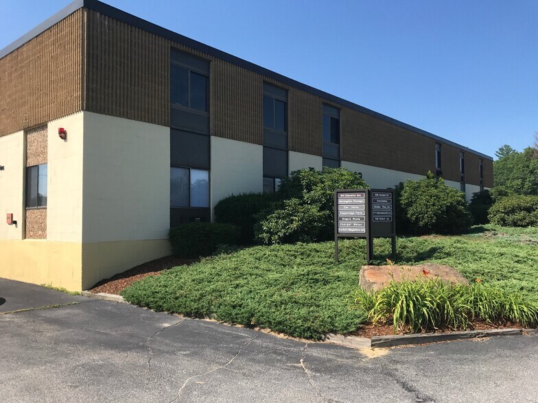 Primary Photo Of 548 Donald St, Bedford Warehouse For Lease