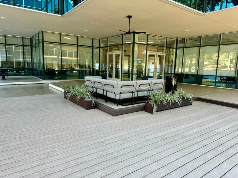 More Photos Of 1120 Capital Of Texas Hwy S, Austin Unknown For Lease