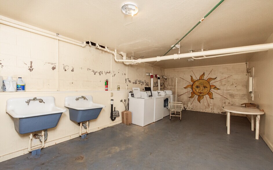 More Photos Of 475 Spring St, Nevada City Apartments For Sale