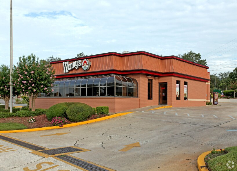 Primary Photo Of 850 E Highway 50, Clermont Fast Food For Lease