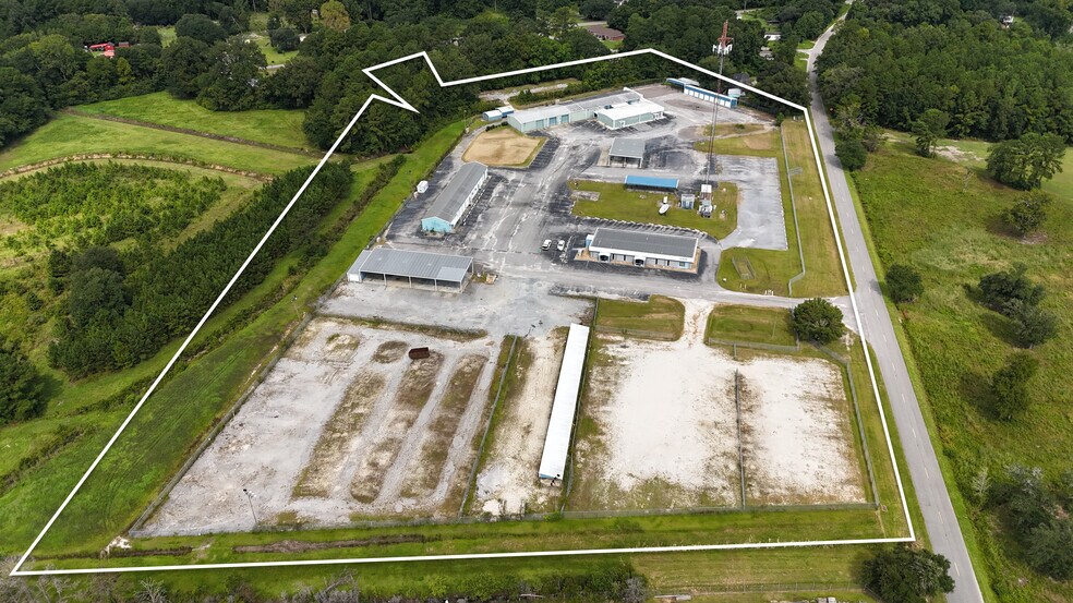 More Photos Of 468 Nelson Ferry Rd, Moncks Corner Warehouse For Lease