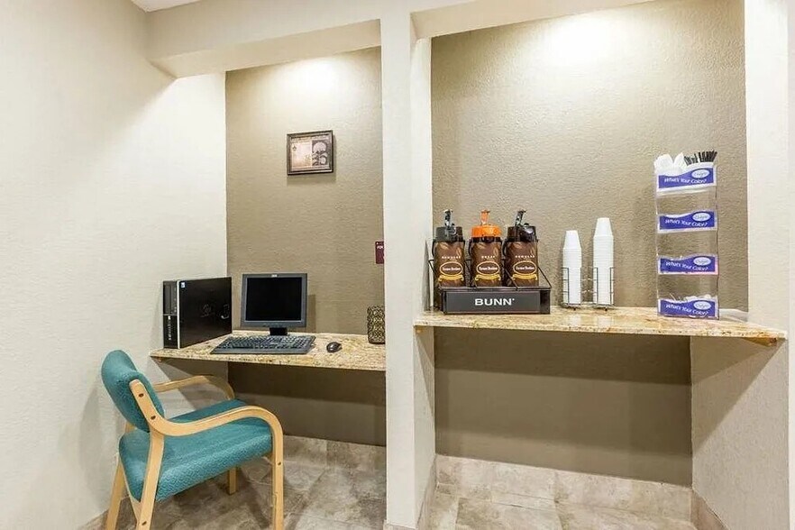 More Photos Of 1635 South 12th Ave West, Newton Hotel For Sale