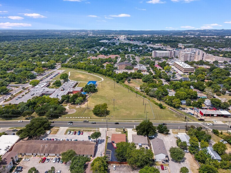 More Photos Of 4311 S 1st St, Austin Office For Lease