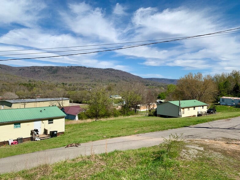More Photos Of 39 Bruce Green Rd, Dunlap Manufactured Housing Mobile Home Park For Sale