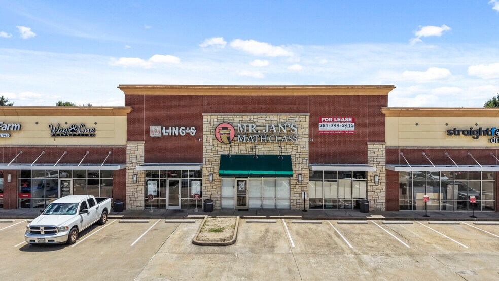 More Photos Of 8945 S Fry Rd, Katy Unknown For Lease