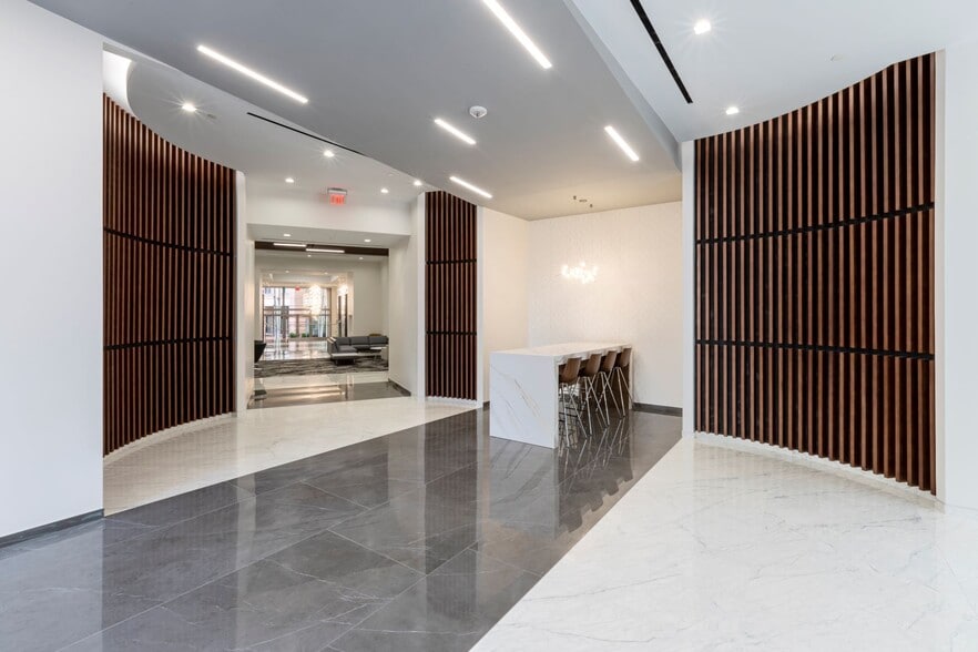 More Photos Of 1725 Duke St, Alexandria Office For Lease