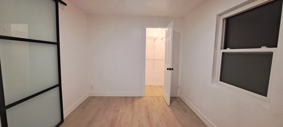 More Photos Of 626 E 3rd St, Santa Ana Apartments For Sale