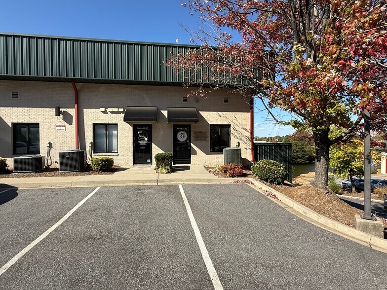 Primary Photo Of 319 Garlington Rd, Greenville Light Distribution For Lease