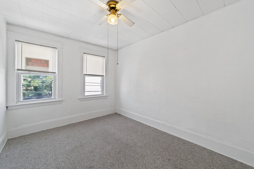 More Photos Of 1947-1949 Coltman Rd, Cleveland Apartments For Sale