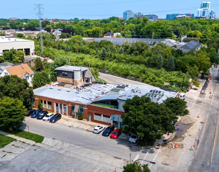 Primary Photo Of 1703 Darrow St, Evanston Office Residential For Sale