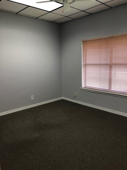 More Photos Of 2865 Plummer Cove Rd, Jacksonville Office For Sale